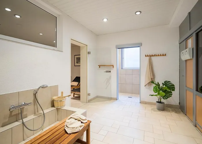 Strandleben 03 - Hermann Abeking *